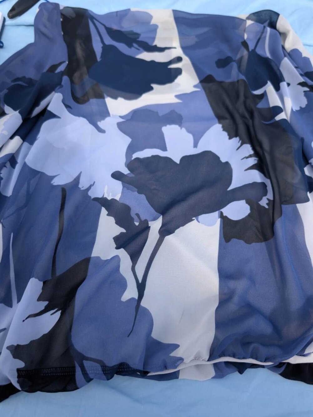 ALFANI L Blue Patterned Blouse - Picture 7 of 8